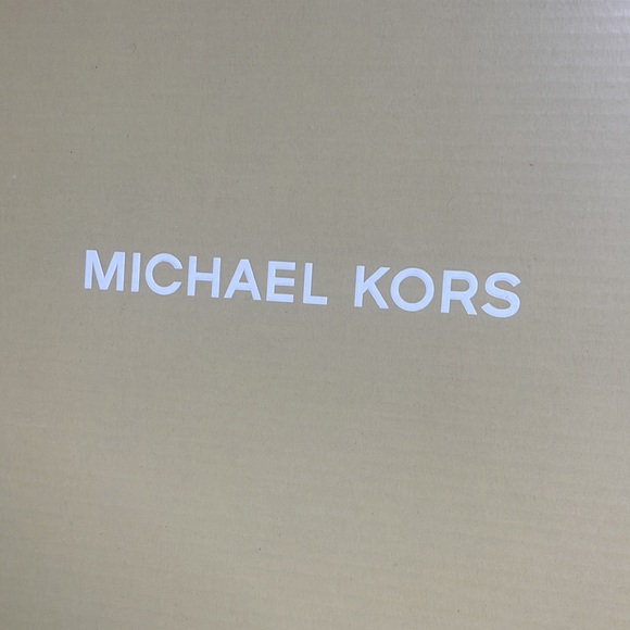 Micheal Kors ankle rain bootie - Picture 2 of 14